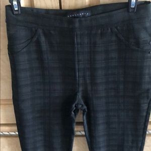 Plaid Leggings/Skinny Jeans!